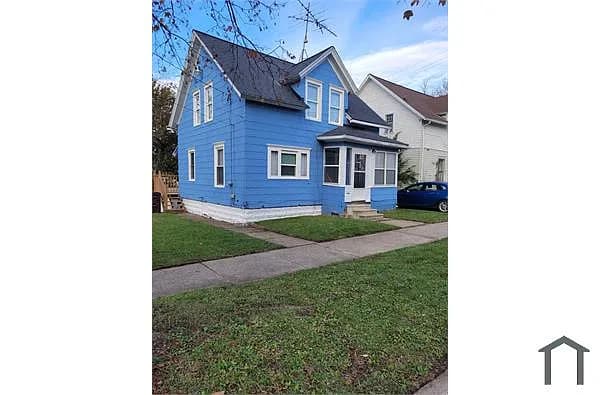 1516 Plymouth St, Jackson, MI