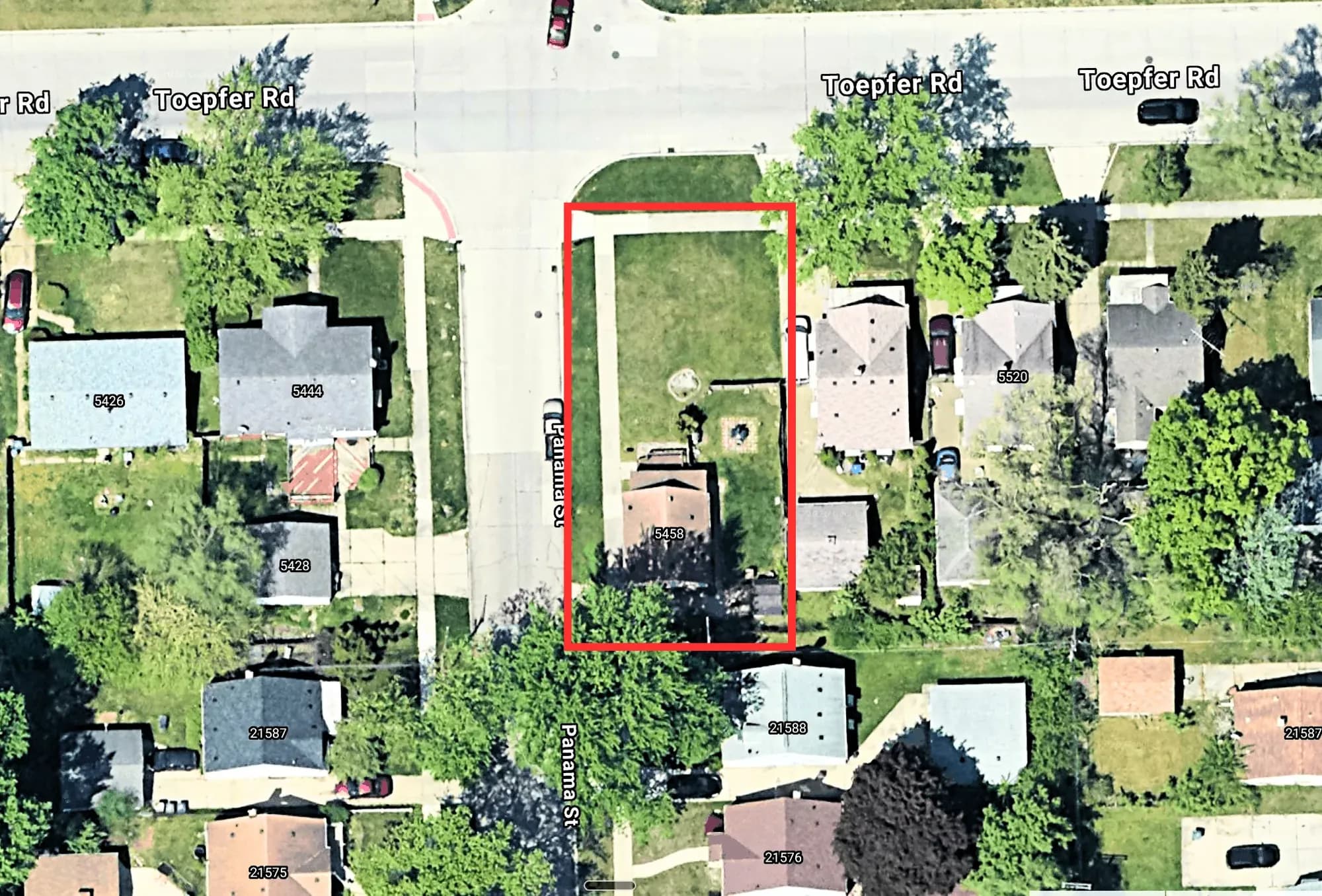 5458 Toepfer Rd, Warren, MI